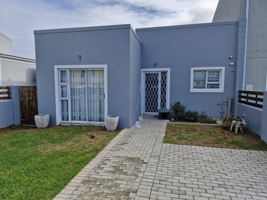 2 Bedroom Property for Sale in Parsonsvlei Eastern Cape